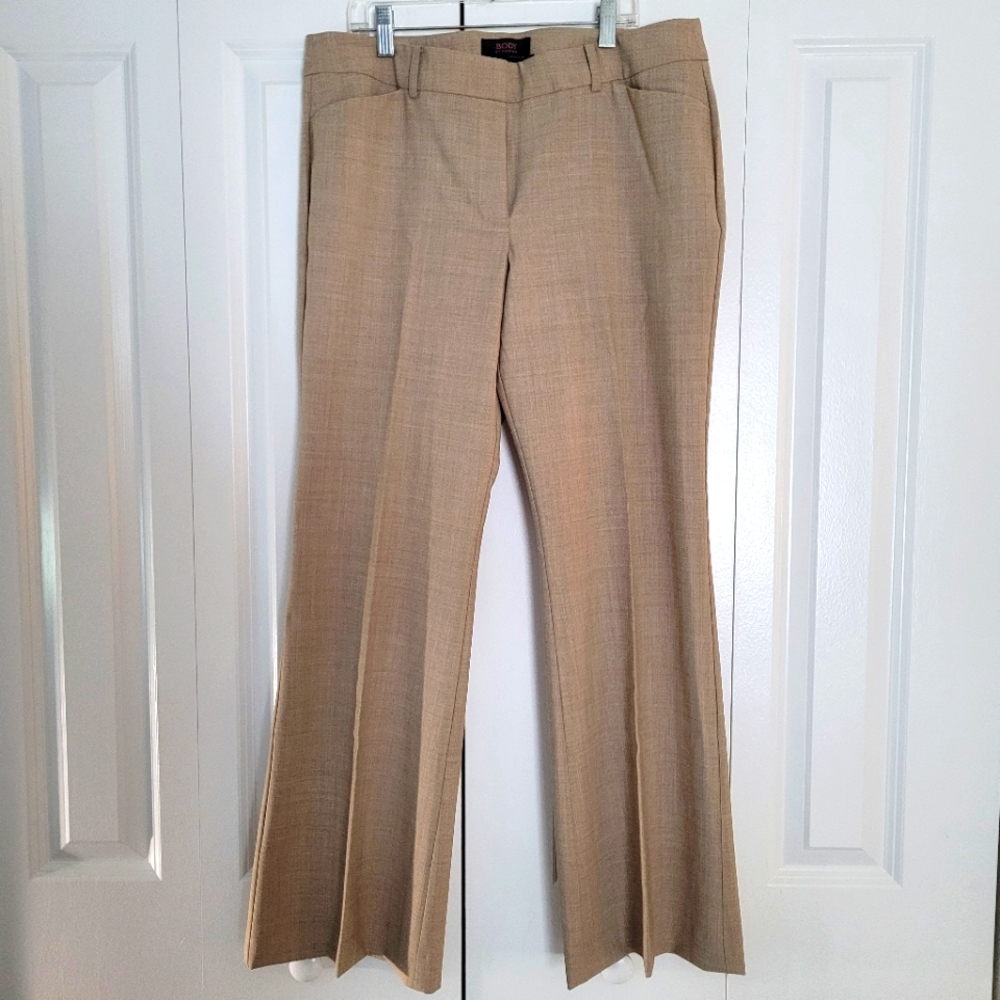 Body by Victoria size 12 short khaki dress pants